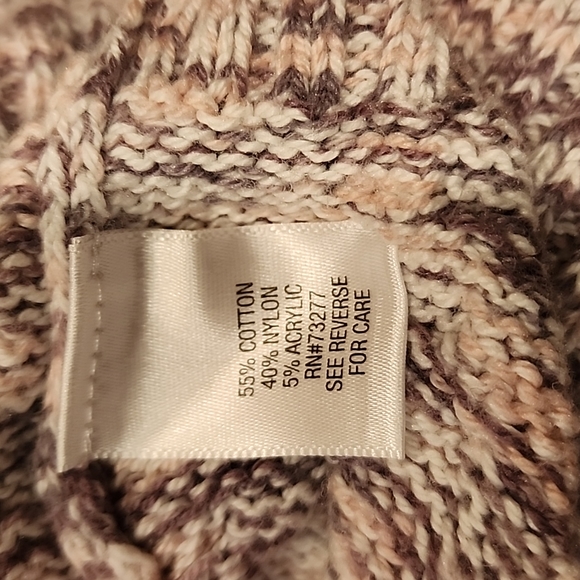 Beautiful Detailed Sweater - Picture 4 of 4